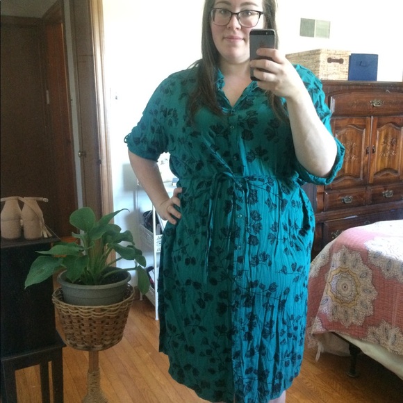 Floral Shirt Dress - Picture 4 of 6